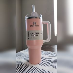 COPY - STANLEY 40OZ TUMBLER PEACH COLOR LIMITED EDITION